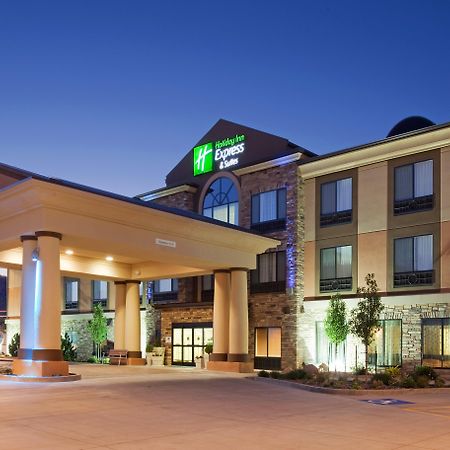 Holiday Inn Express Richfield, An Ihg Hotel Exterior photo